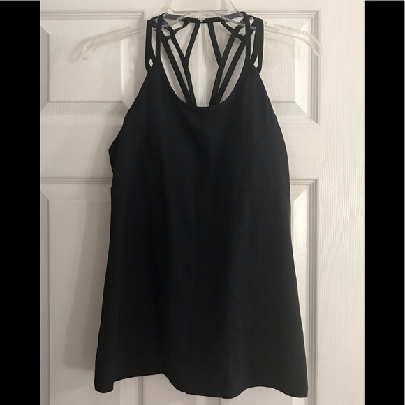 Fabletics Tops - Fabletics Arianna tank